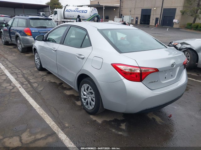 Toyota COROLLA LE 2017 2T1BURHE0HC806441 Image 3