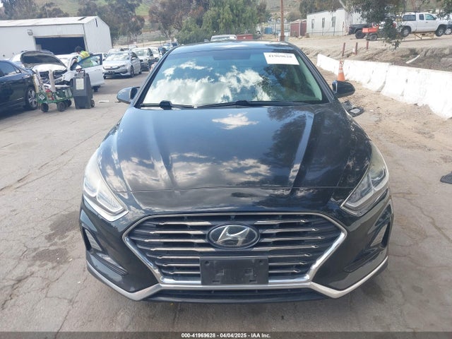 5NPE24AF9JH674680 Hyundai SONATA SE