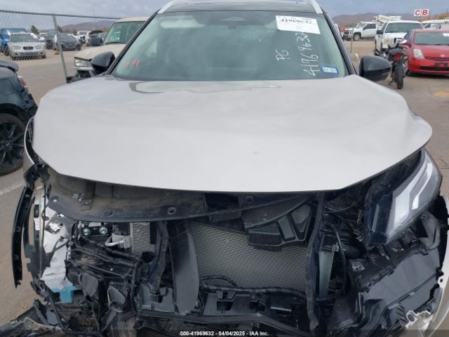 JN8BT3DC9SW380336 Nissan Rogue Platinum Fwd