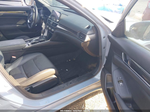 1HGCV1F35MA047869 Honda Accord Sport