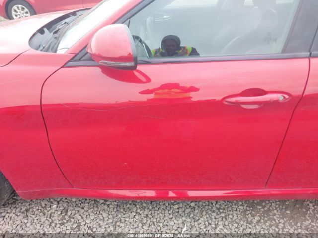 ZARFAECN4J7594201 Alfa Romeo Giulia Ti Sport Rwd