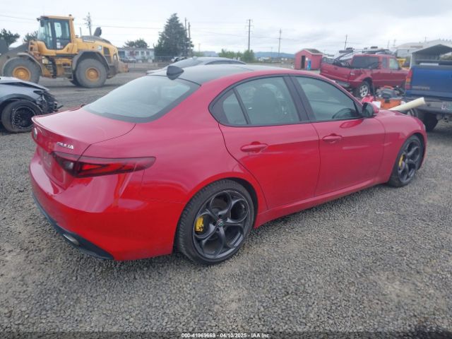 ZARFAECN4J7594201 Alfa Romeo Giulia Ti Sport Rwd