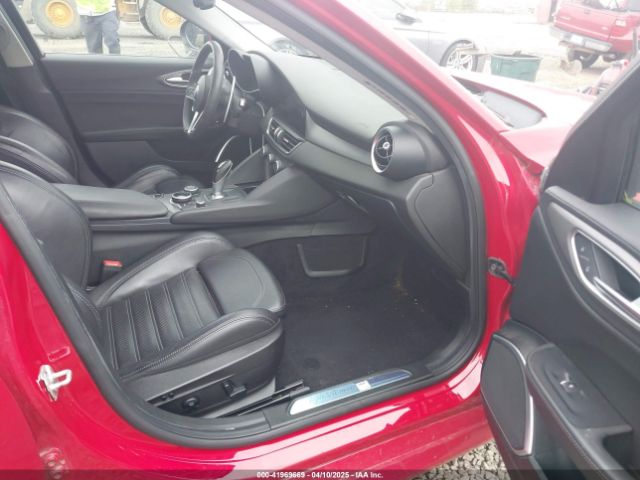 ZARFAECN4J7594201 Alfa Romeo Giulia Ti Sport Rwd