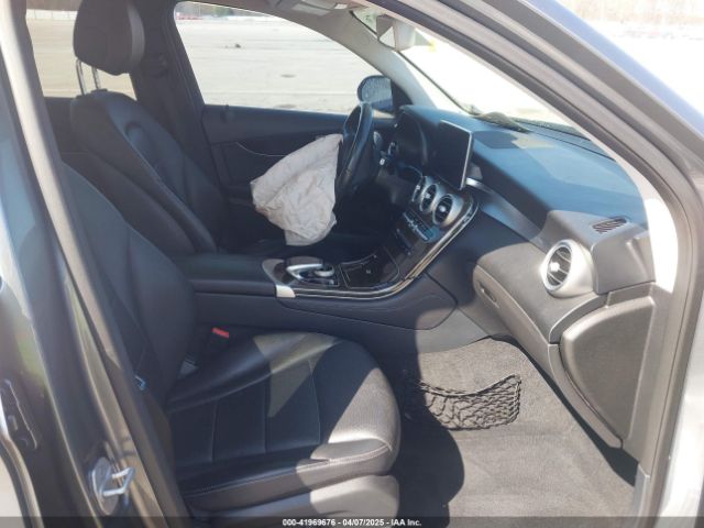 WDC0G4KB4GF015863 Mercedes-Benz Glc 300 4matic