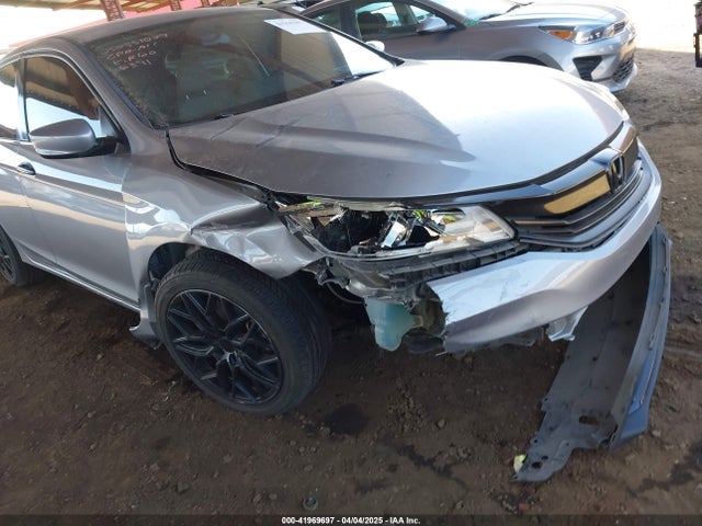 1HGCR2F30HA286391 Honda ACCORD LX