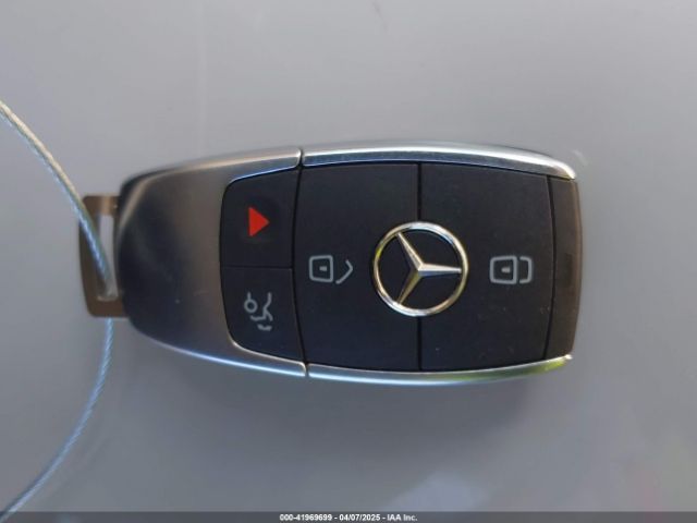 W1N4N4GB5SJ671784 Mercedes-Benz GLA 250