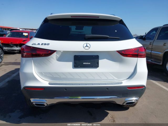 W1N4N4GB5SJ671784 Mercedes-Benz GLA 250