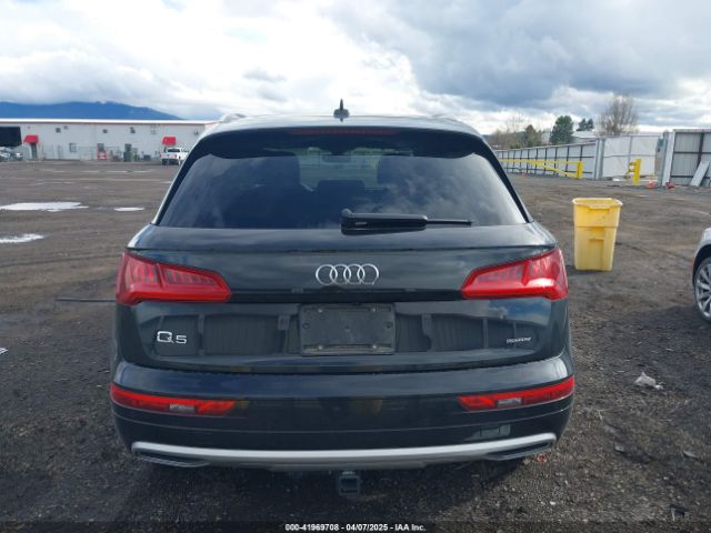 WA1BNAFY5K2079938 Audi Q5 45 Premium
