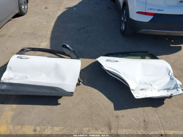1G1FY6S04P4158419 Chevrolet Bolt Euv Fwd Lt
