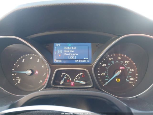 1FADP3K22EL327833 Ford FOCUS SE