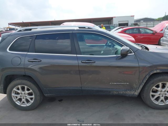 1C4PJMCS2FW601271 Jeep Cherokee Latitude