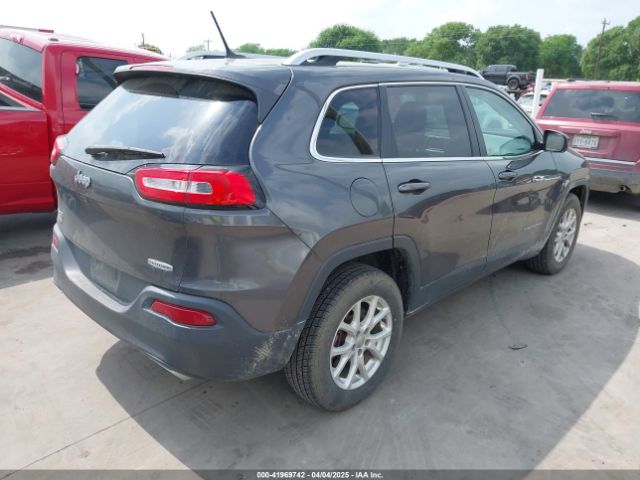 1C4PJMCS2FW601271 Jeep Cherokee Latitude