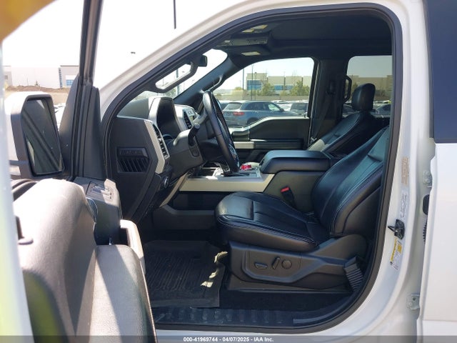 1FTEW1E42KFC37207 Ford F-150 Lariat