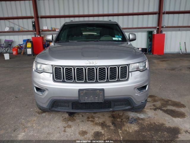 1C4RJFAG7JC130313 Jeep Grand Cherokee Laredo E 4x4