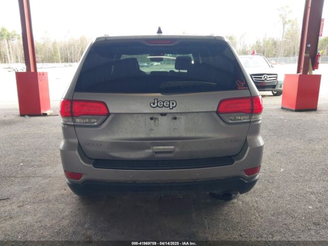 1C4RJFAG7JC130313 Jeep Grand Cherokee Laredo E 4x4