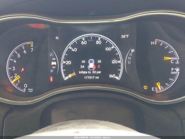 1C4RJFAG7JC130313 Jeep Grand Cherokee Laredo E 4x4
