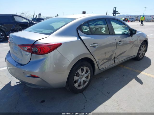 3MZBM1U78EM121323 Mazda Mazda3 I Sport