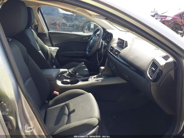 3MZBM1U78EM121323 Mazda Mazda3 I Sport