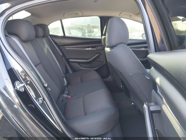 3MZBPAAMXRM423154 Mazda Mazda3 2.5 S