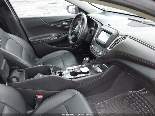 1G1ZD5ST1JF102883 Chevrolet MALIBU LT