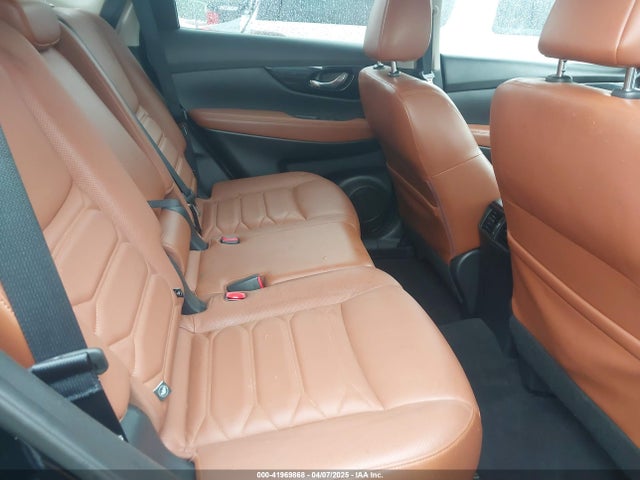 JN8AT2MT6JW489275 Nissan Rogue Sl