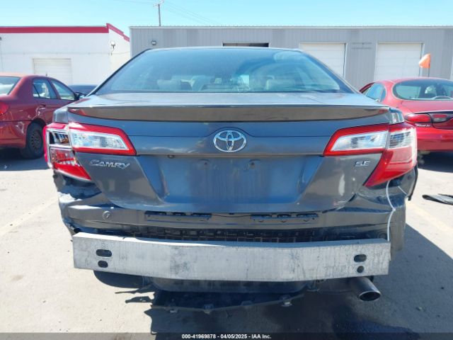 4T1BF1FK1EU416303 Toyota CAMRY SE