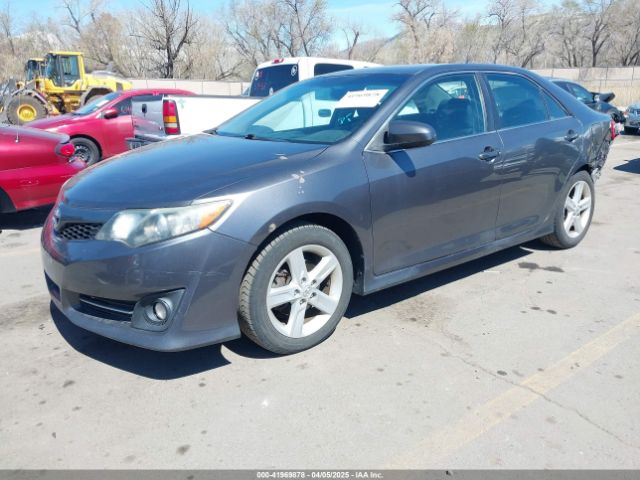4T1BF1FK1EU416303 Toyota CAMRY SE