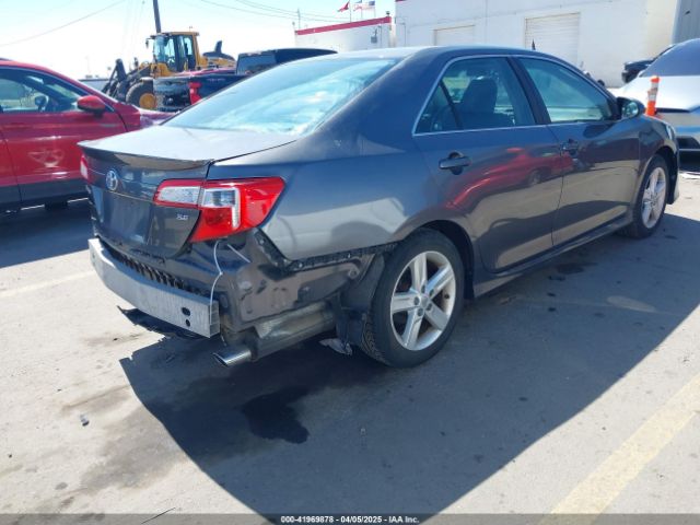 4T1BF1FK1EU416303 Toyota CAMRY SE