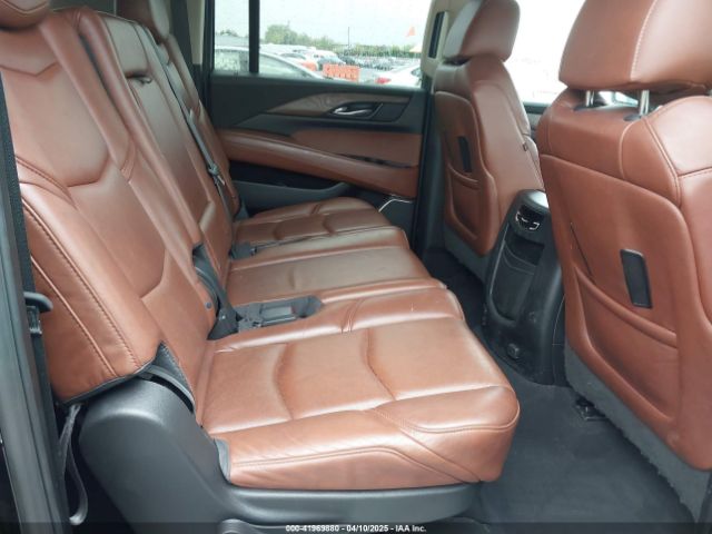 1GYS4HKJ2JR179215 Cadillac Escalade Esv Luxury