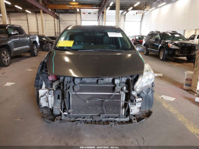 JTDZN3EU9EJ003633 Toyota Prius V Five