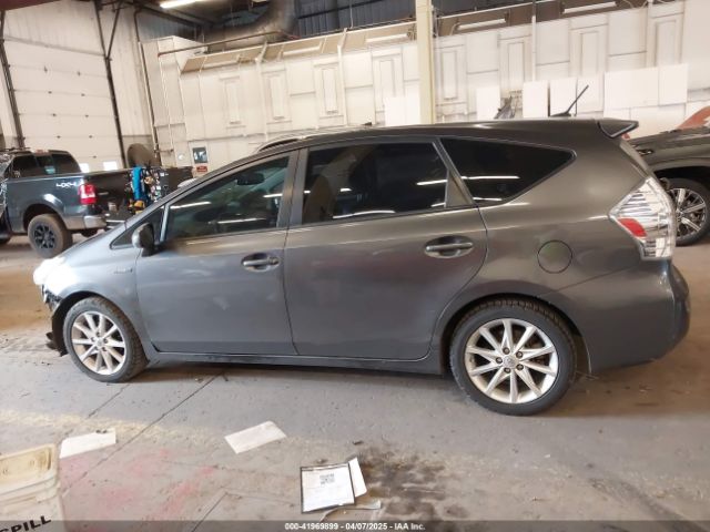 JTDZN3EU9EJ003633 Toyota Prius V Five