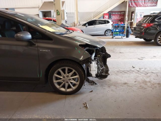 JTDZN3EU9EJ003633 Toyota Prius V Five