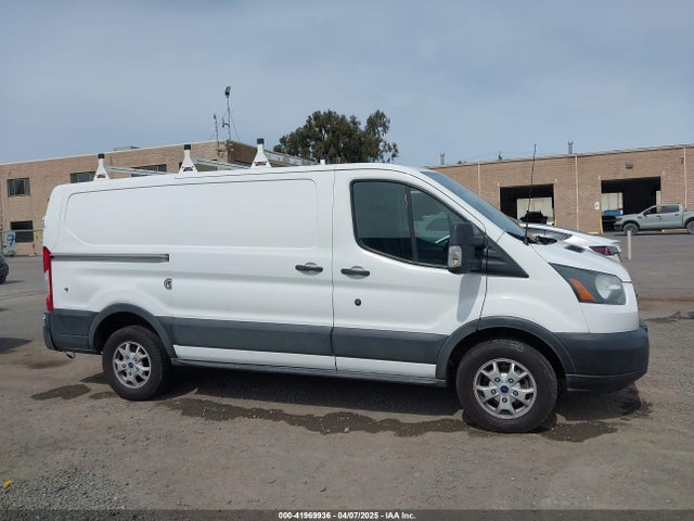 1FTYR1YG9GKA12565 Ford Transit-250