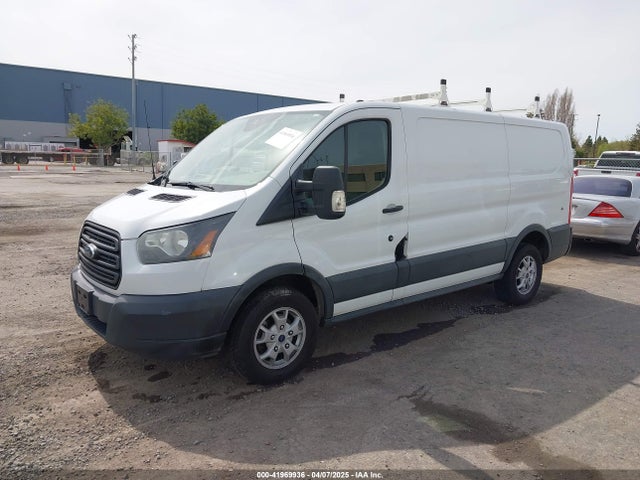 1FTYR1YG9GKA12565 Ford Transit-250