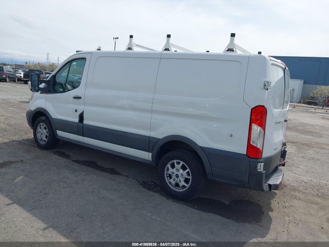 1FTYR1YG9GKA12565 Ford Transit-250