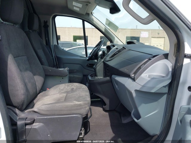 1FTYR1YG9GKA12565 Ford Transit-250