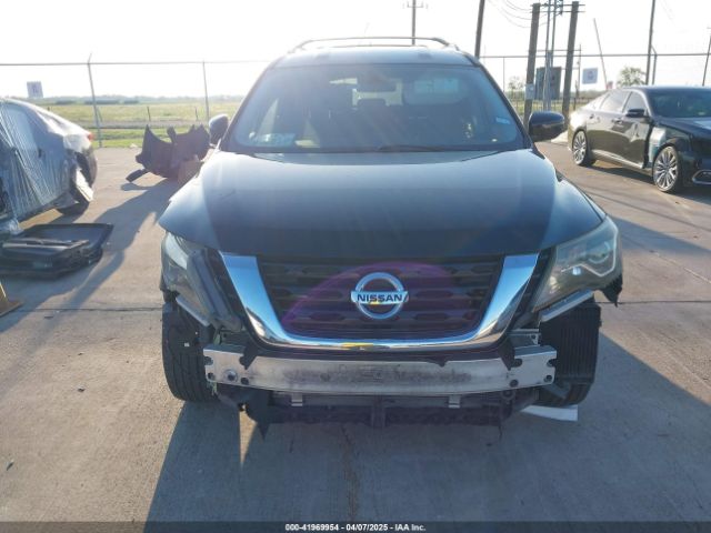 5N1DR2MN8HC914155 Nissan Pathfinder S