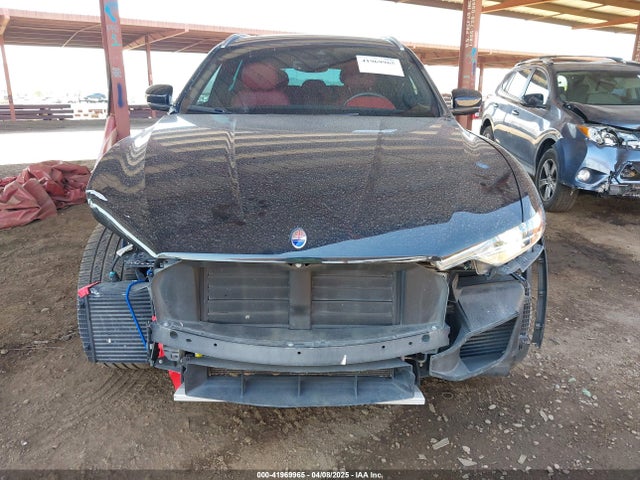 ZN661YUL1KX332824 Maserati Levante S Granlusso