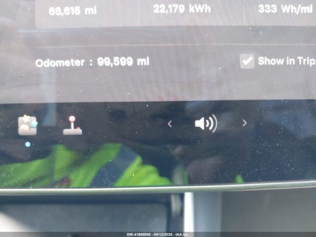 2019 TESLA MODEL 3 5YJ3E1EB1KF464983 Photo 6