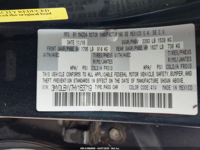 3MYDLBYV7HY163719 Toyota YARIS IA