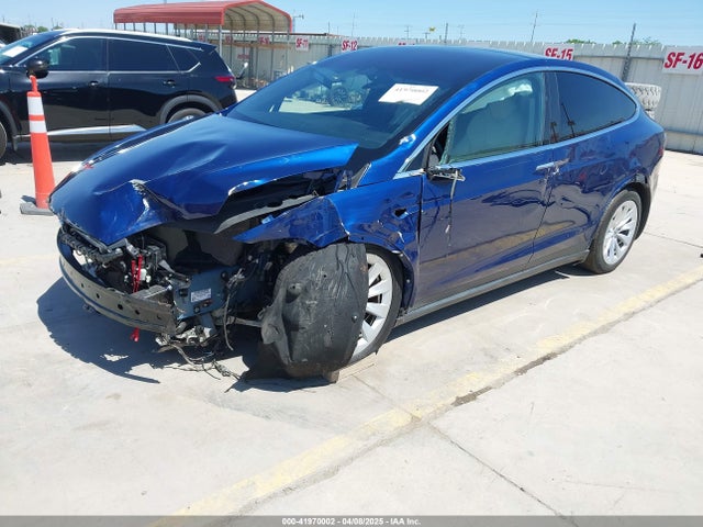 2020 TESLA MODEL X 5YJXCDE20LF302966 Photo 1