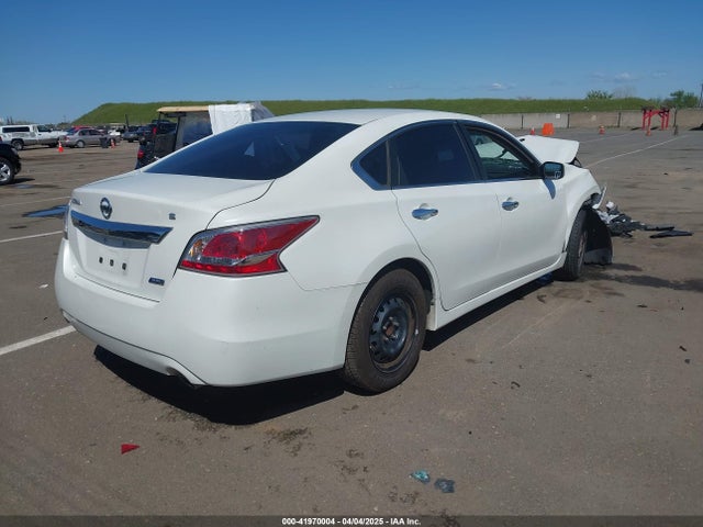 1N4AL3AP0EC315269 Nissan Altima 2.5 S
