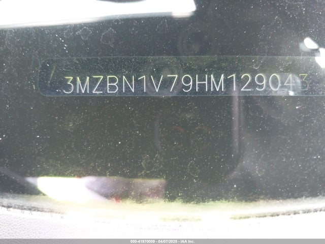 3MZBN1V79HM129043 Mazda Mazda3 Touring