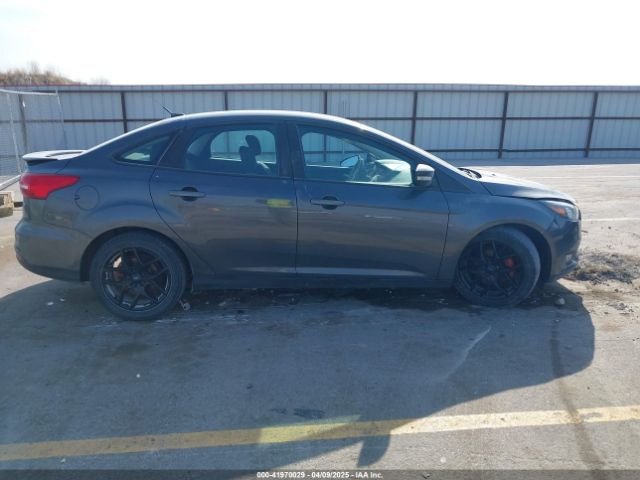 1FADP3F2XGL317130 Ford FOCUS SE