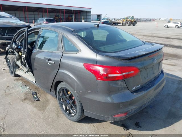 1FADP3F2XGL317130 Ford FOCUS SE