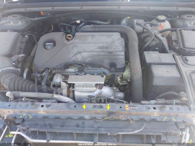 1G1ZD5ST7KF114134 Chevrolet MALIBU LT