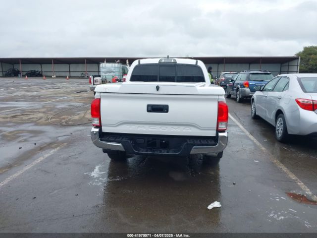 5TFAX5GN1HX101078 Toyota Tacoma Sr5