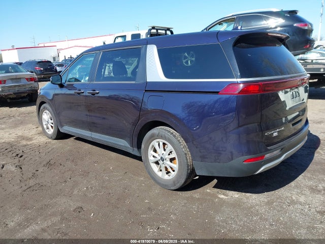 KNDNB4H32N6118481 KIA Carnival Mpv Lx