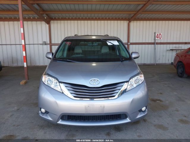 5TDYK3DC9FS611086 Toyota Sienna Xle 8 Passenger