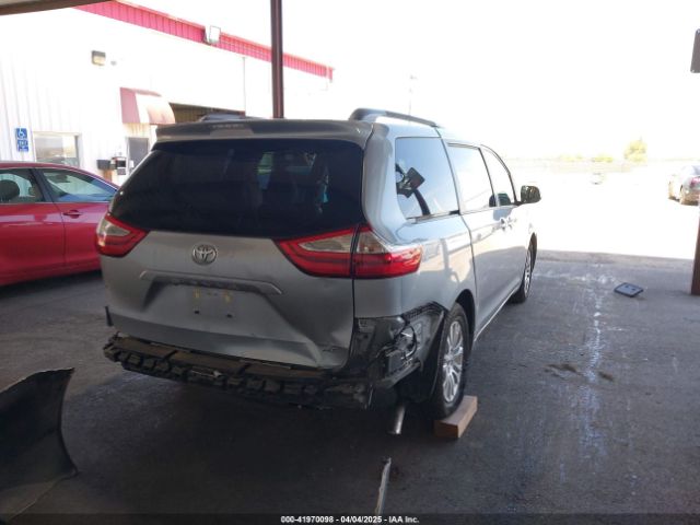 5TDYK3DC9FS611086 Toyota Sienna Xle 8 Passenger